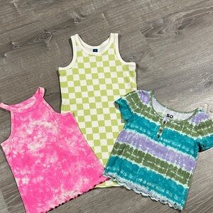 Girls lot of 3 Tye Dye & Checker Retro Dress & T Shirts size 8